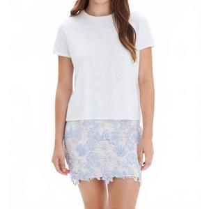 NEW CHRLDR jane tee in white